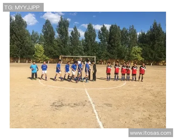 义安区足球比赛精彩直播回放全记录让你重温激烈瞬间与精彩进球