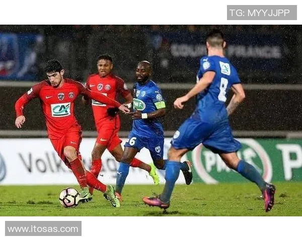 法乙南锡主场迎战尼姆争夺关键三分的激烈对决