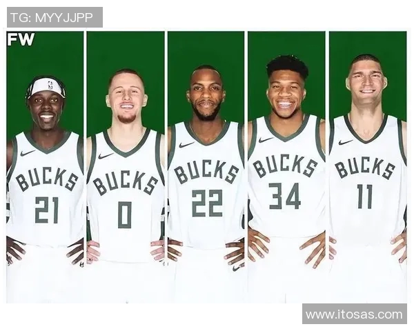 雄鹿队球员集结备战新赛季开幕