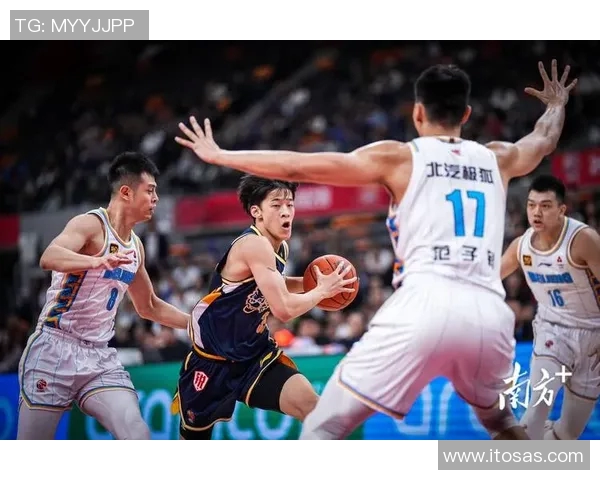 CBA精彩回放广东队与上海队激战全程回顾与精彩瞬间分析