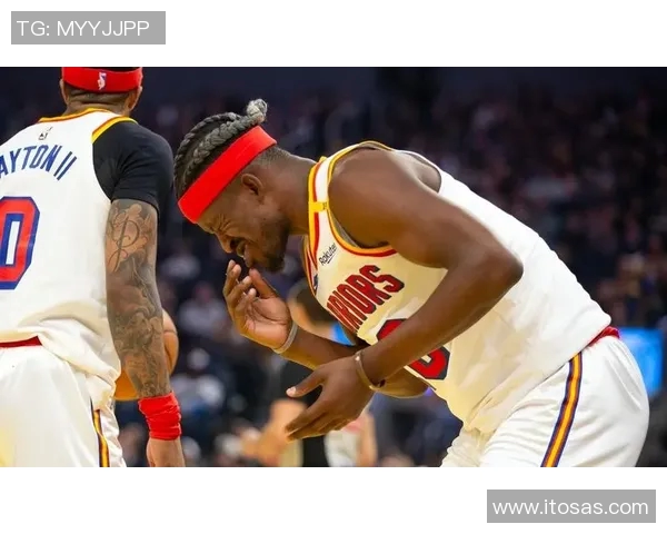 首轮对决快船勇士激战正酣谁能晋级下一轮争夺总冠军荣耀